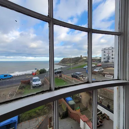 Sea View Flat 2 With Fast Wifi And Free Parking 斯卡伯勒