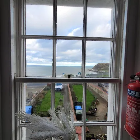 Sea View Flat 2 With Fast Wifi And Free Parking