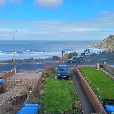 Sea View Flat 2 With Fast Wifi And Free Parking * Scarborough