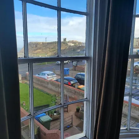 Apartment Sea View Flat 2 With Fast Wifi And Free Parking